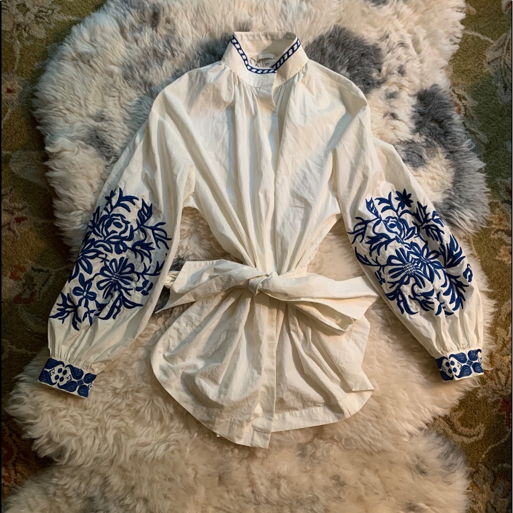 Embroidered Cottage Core Folk Style H&M Blouse